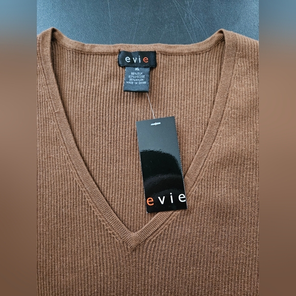 NWT - Silk Blend EVIE Brown Jersey - Size XL - Picture 3 of 7